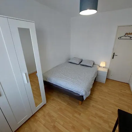 Apartment 3 Netflix Inclus