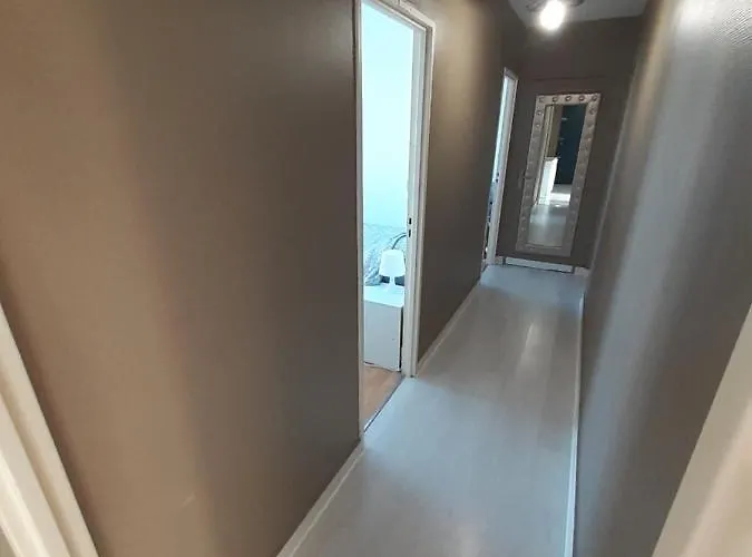 3 Netflix Inclus דירה *