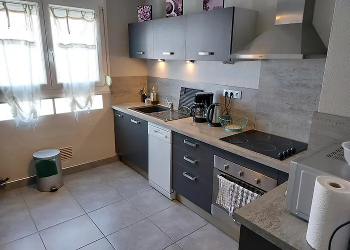 3 Netflix Inclus דירה